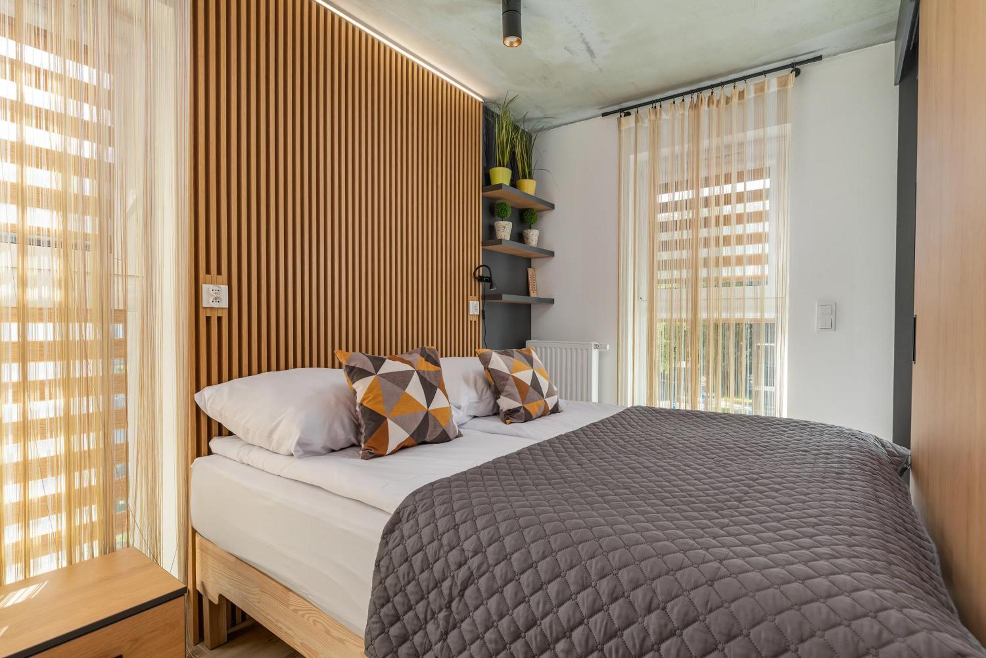 Port By Jantar Apartment *